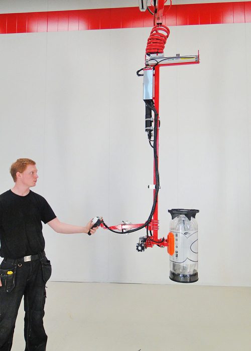 带操作员的小桶夹持器